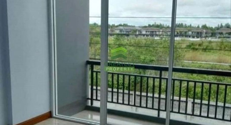 À vendre 3 chambres maison de ville à Hat Yai, Songkhla