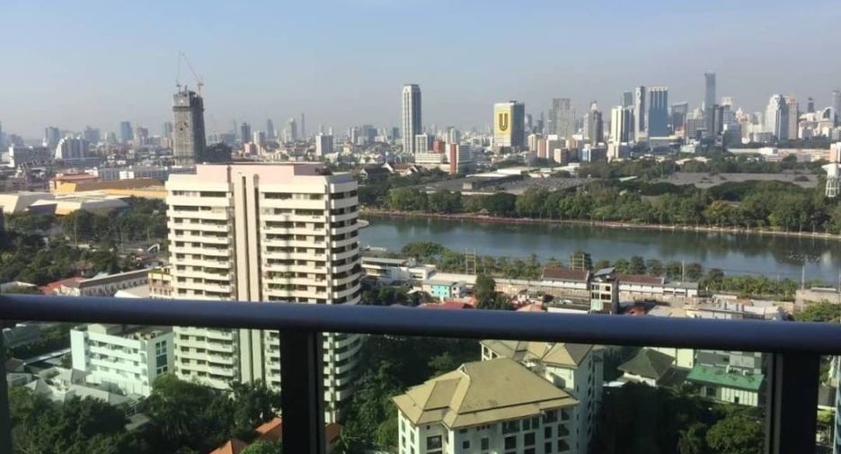 出租 2 卧室 公寓 在 Khlong Toei, 曼谷