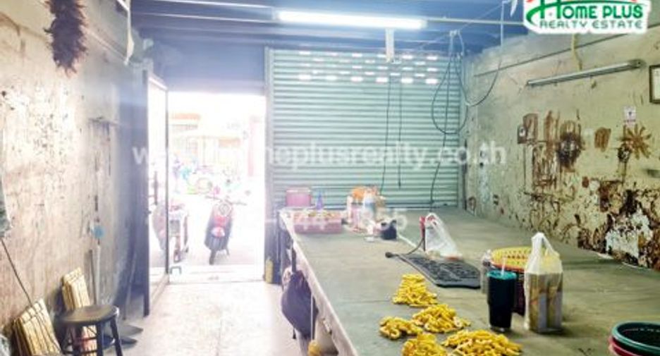 For sale retail Space in Bang Na, Bangkok