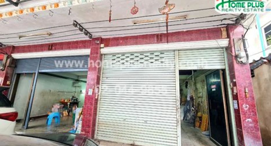 For sale retail Space in Bang Na, Bangkok