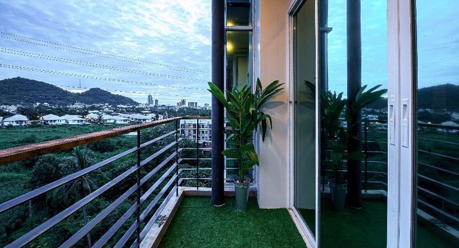 À vendre 1 chambre condo à Si Racha, Chonburi