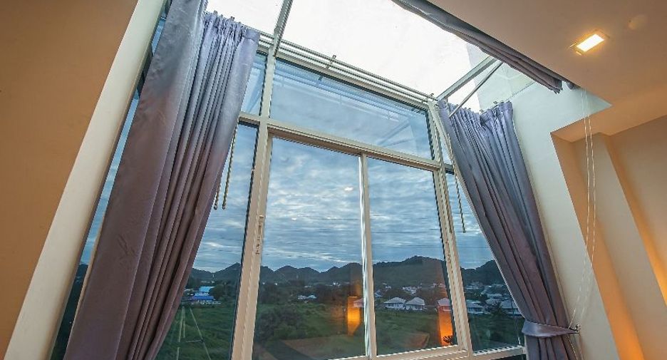 À vendre 1 chambre condo à Si Racha, Chonburi