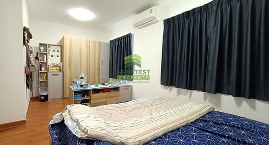 For sale 4 bedrooms townhouse in Phra Samut Chedi, Samut Prakan