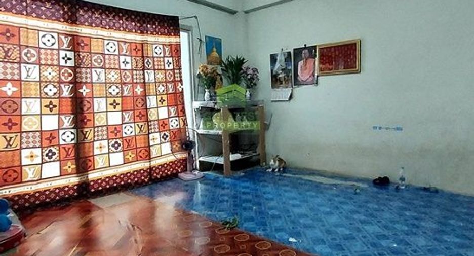 Gewerbefläche zum Kauf mit 3 Zimmer in Khlong Luang, Pathum Thani