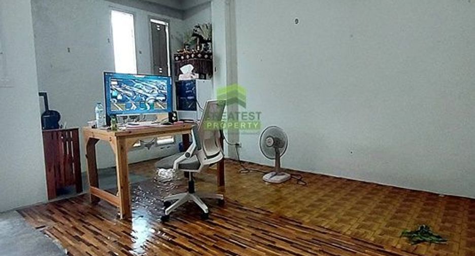 Gewerbefläche zum Kauf mit 3 Zimmer in Khlong Luang, Pathum Thani