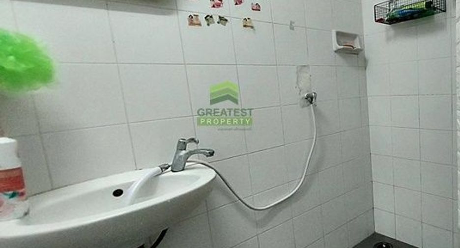 Gewerbefläche zum Kauf mit 3 Zimmer in Khlong Luang, Pathum Thani