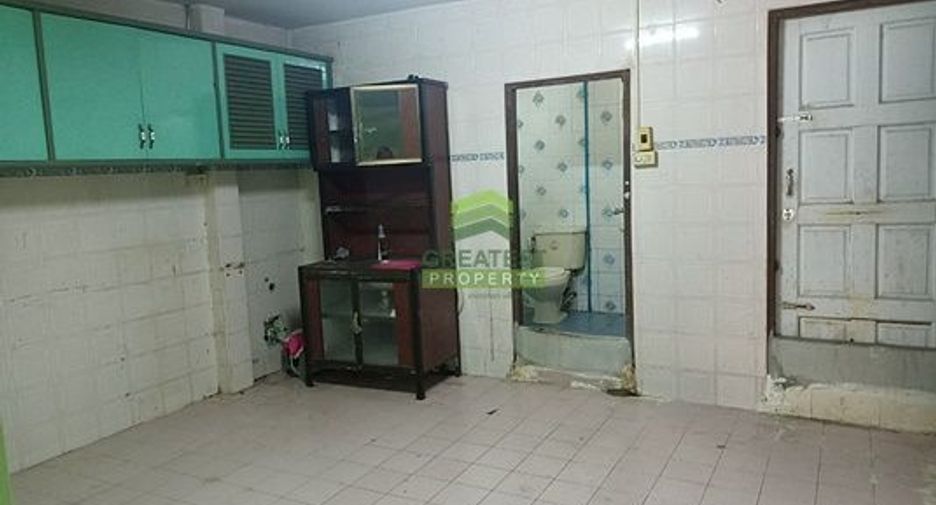 À vendre 2 chambres maison de ville à Mueang Nonthaburi, Nonthaburi