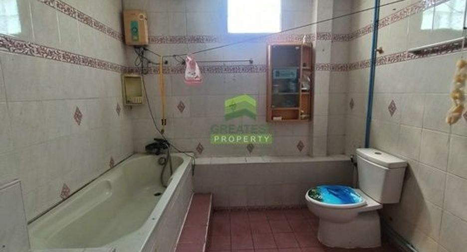 À vendre 2 chambres maison de ville à Mueang Nonthaburi, Nonthaburi
