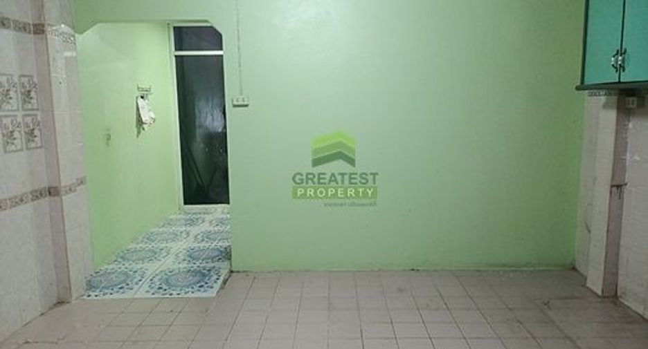 À vendre 2 chambres maison de ville à Mueang Nonthaburi, Nonthaburi