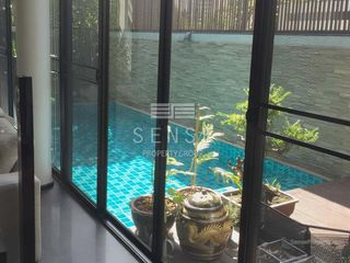 For rent 4 Beds house in Watthana, Bangkok