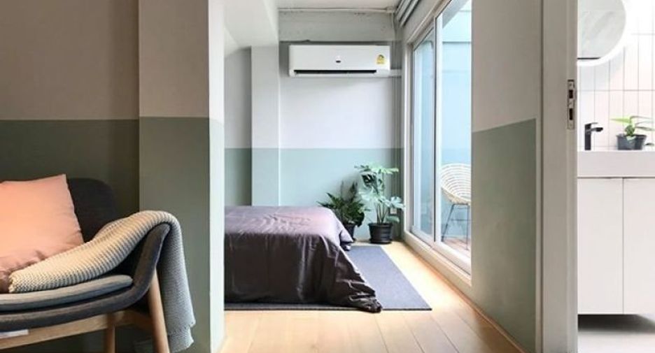 For sale 3 bedrooms townhouse in Watthana, Bangkok