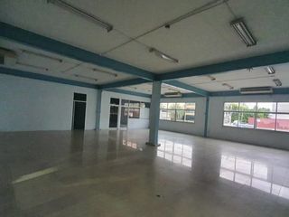 For rent retail Space in Bang Sao Thong, Samut Prakan
