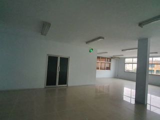 For rent retail Space in Bang Sao Thong, Samut Prakan