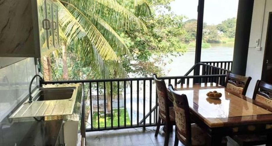 Casa en venta de 4 habitaciones en Ban Pong, Ratchaburi
