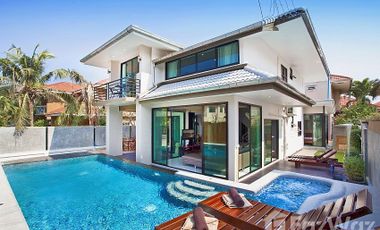 For rent 6 Beds villa in Jomtien, Pattaya