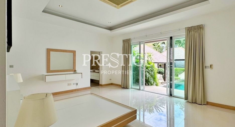 For rent and for sale 4 bedrooms house in Bang Lamung, Chonburi