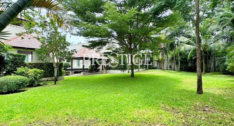 For rent and for sale 4 bedrooms house in Bang Lamung, Chonburi