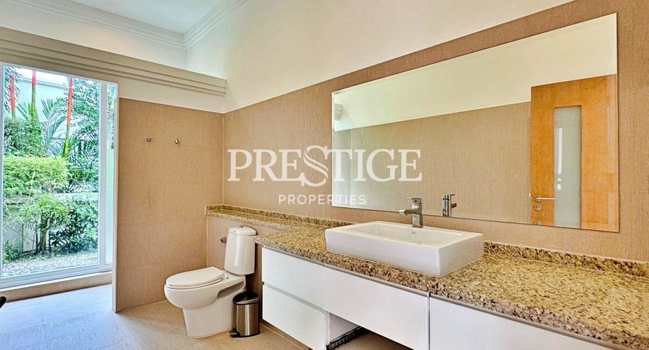 For rent and for sale 4 bedrooms house in Bang Lamung, Chonburi