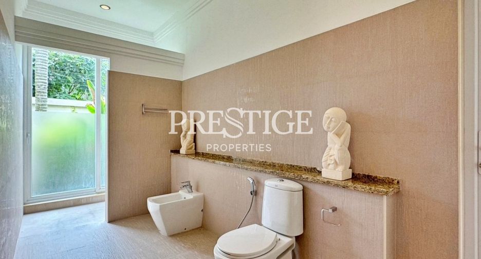 For rent and for sale 4 bedrooms house in Bang Lamung, Chonburi