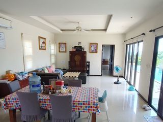 For sale 5 bed villa in Mueang Phuket, Phuket