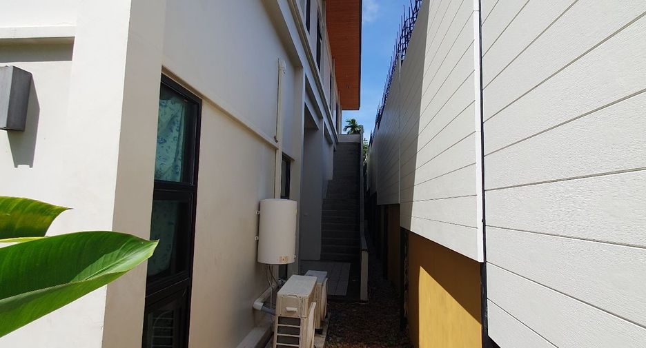 For sale 5 Beds villa in Mueang Phuket, Phuket