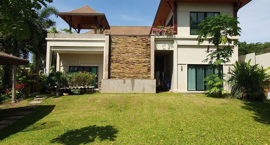 For sale 5 Beds villa in Mueang Phuket, Phuket