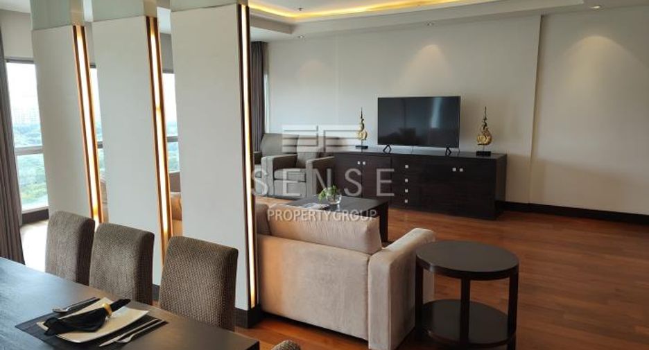 For rent 4 bedrooms condo in Pathum Wan, Bangkok
