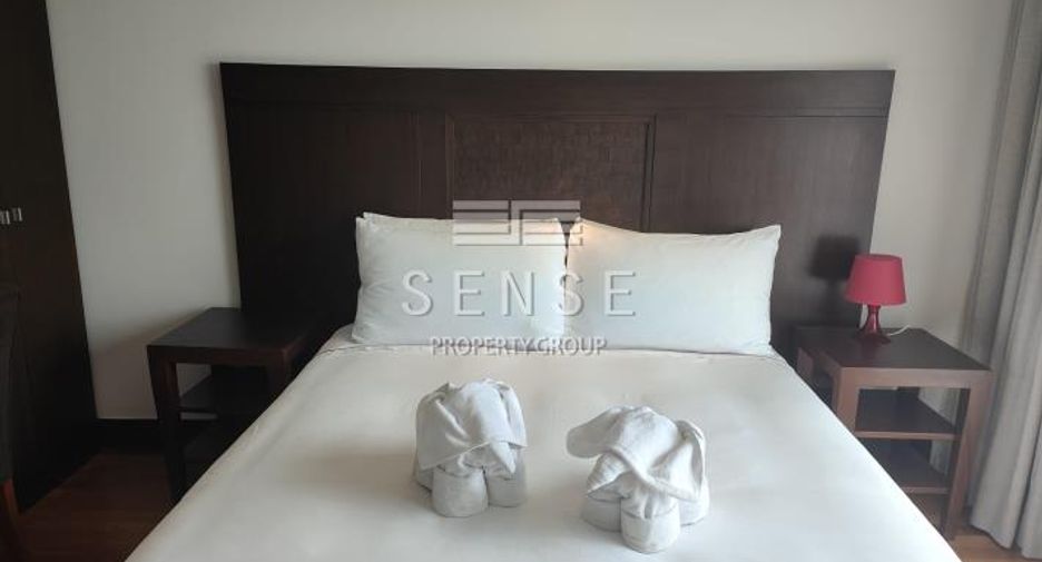 For rent 4 bedrooms condo in Pathum Wan, Bangkok