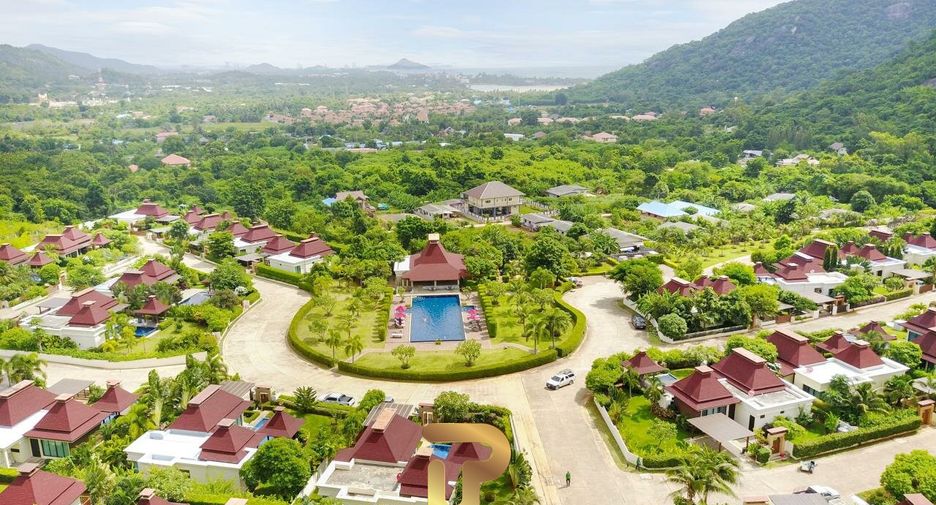 For sale 3 bedrooms condo in Pran Buri, Prachuap Khiri Khan