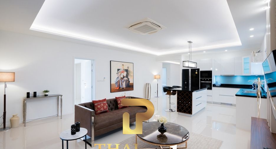 For sale 3 bed apartment in Hua Hin, Prachuap Khiri Khan