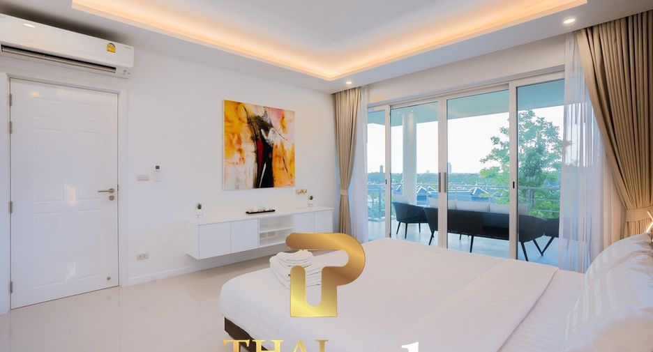For sale 3 bed apartment in Hua Hin, Prachuap Khiri Khan