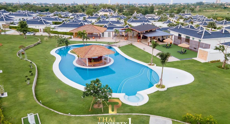 For sale 3 bed apartment in Hua Hin, Prachuap Khiri Khan