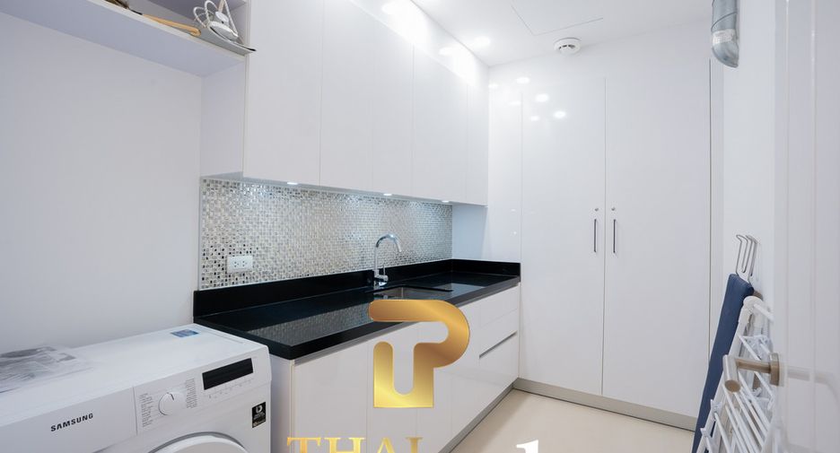 For sale 3 bed apartment in Hua Hin, Prachuap Khiri Khan
