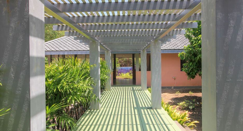 For sale 7 bedrooms villa in Cha Am, Phetchaburi