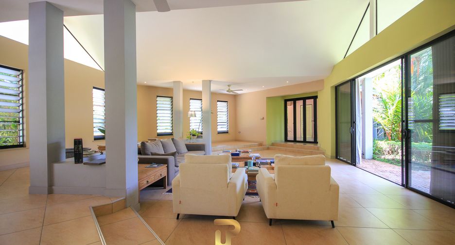 For sale 7 bedrooms villa in Cha Am, Phetchaburi