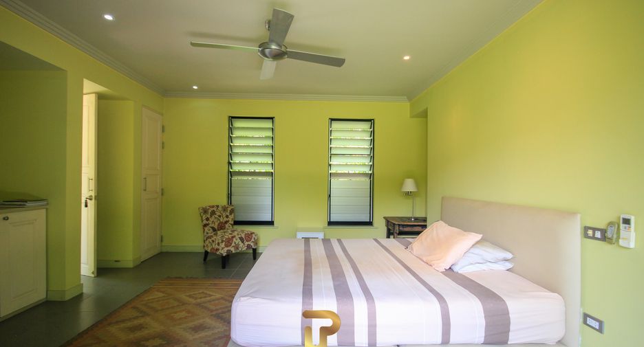 For sale 7 bedrooms villa in Cha Am, Phetchaburi