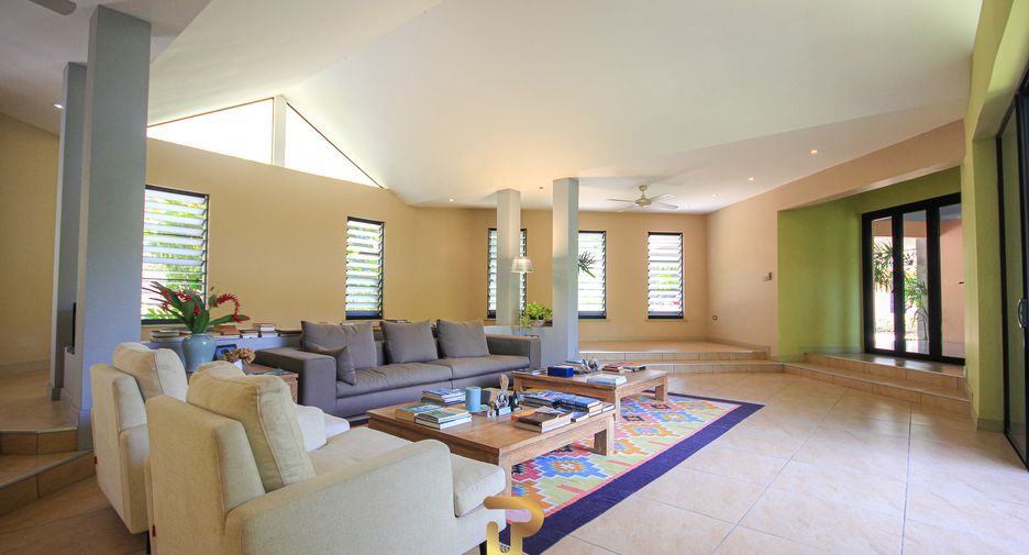 For sale 7 bedrooms villa in Cha Am, Phetchaburi