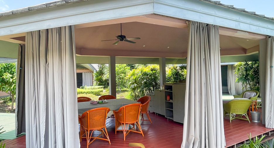 For sale 7 bedrooms villa in Cha Am, Phetchaburi