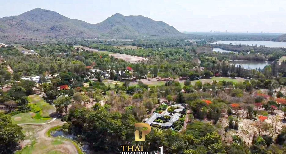 For sale 7 bedrooms villa in Cha Am, Phetchaburi