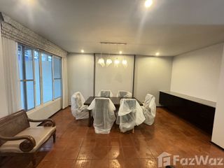 For rent 3 bed villa in Huai Khwang, Bangkok