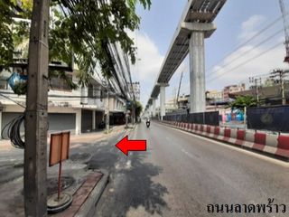 出售 办公室 在 Bang Kapi, 曼谷