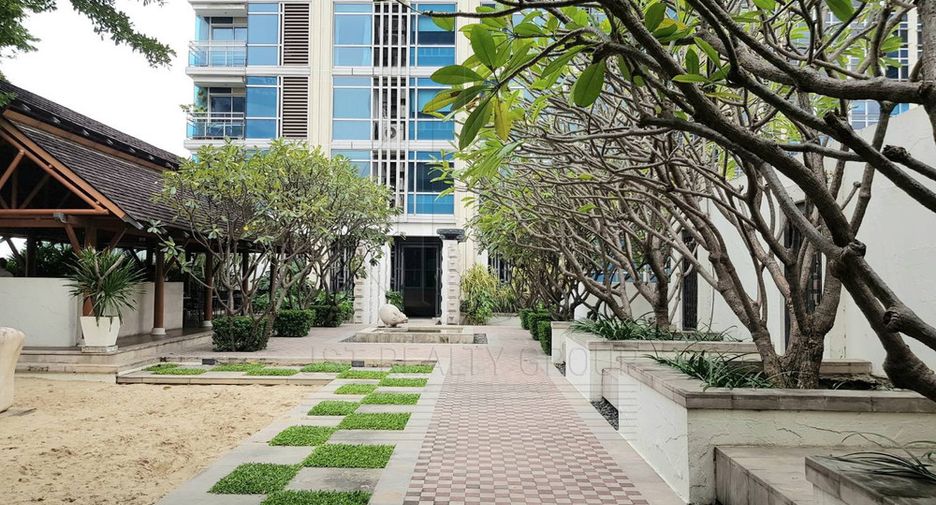 Condo en alquiler de 2 habitaciones en Pathum Wan, Bangkok