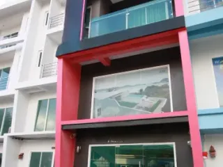 For sale 3 bed townhouse in Mueang Phuket, Phuket