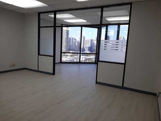 For rent 1 bed office in Khlong Toei, Bangkok