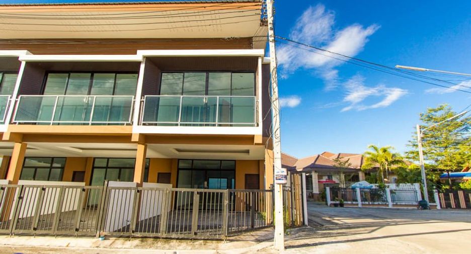 For sale 3 Beds townhouse in Mueang Ubon Ratchathani, Ubon Ratchathani