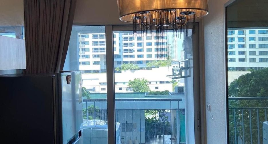 For rent 1 Beds condo in Khlong Toei, Bangkok