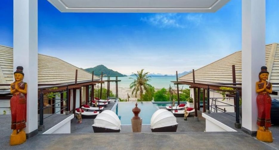 For rent and for sale 4 bedrooms villa in Thalang, Phuket