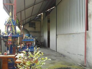For sale warehouse in Lam Luk Ka, Pathum Thani