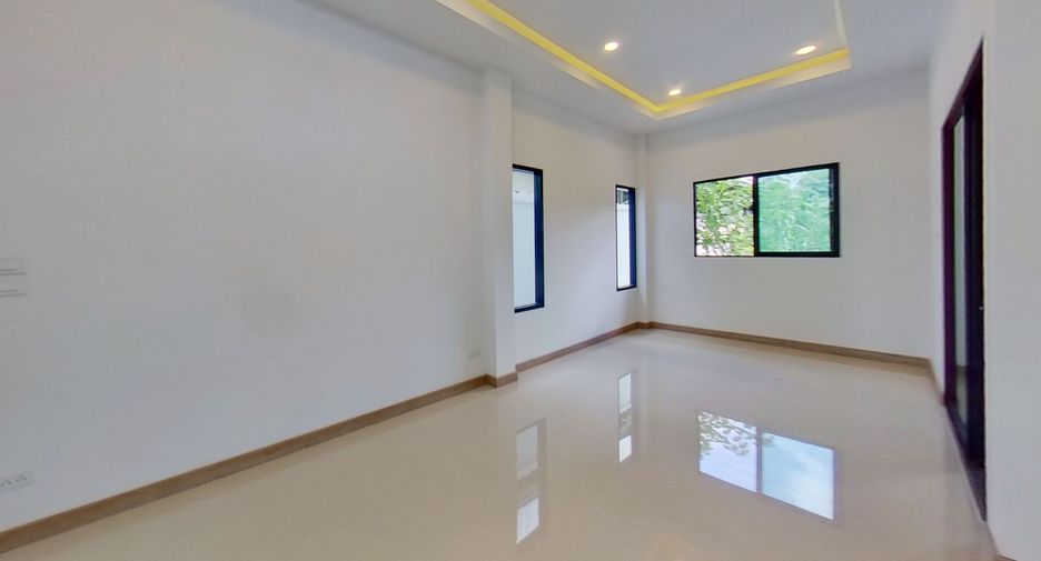 For sale 3 bed townhouse in Mae Rim, Chiang Mai