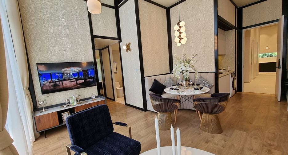 For sale 2 bed condo in Watthana, Bangkok